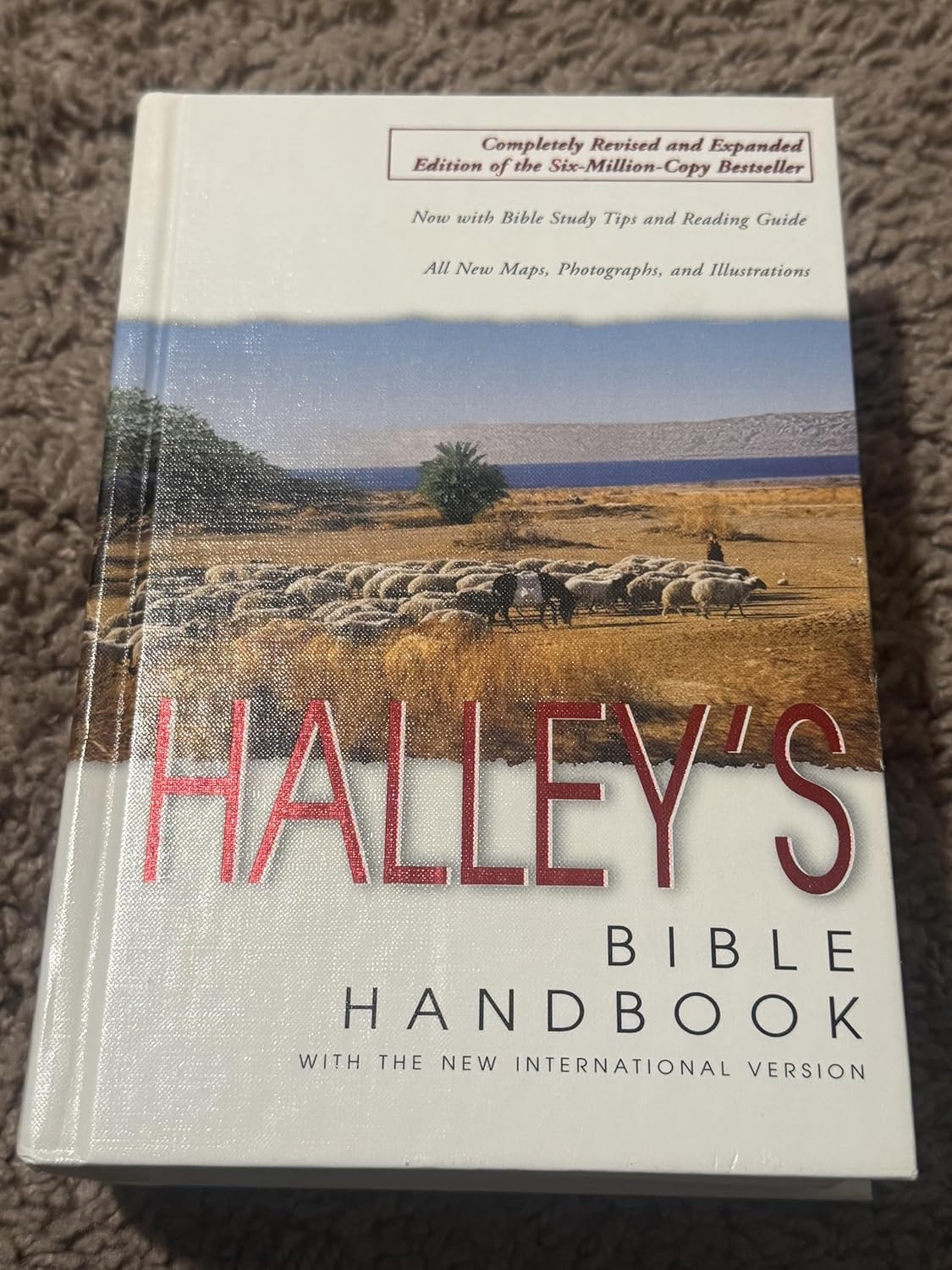 Halley's Bible Handbook with the New International Version