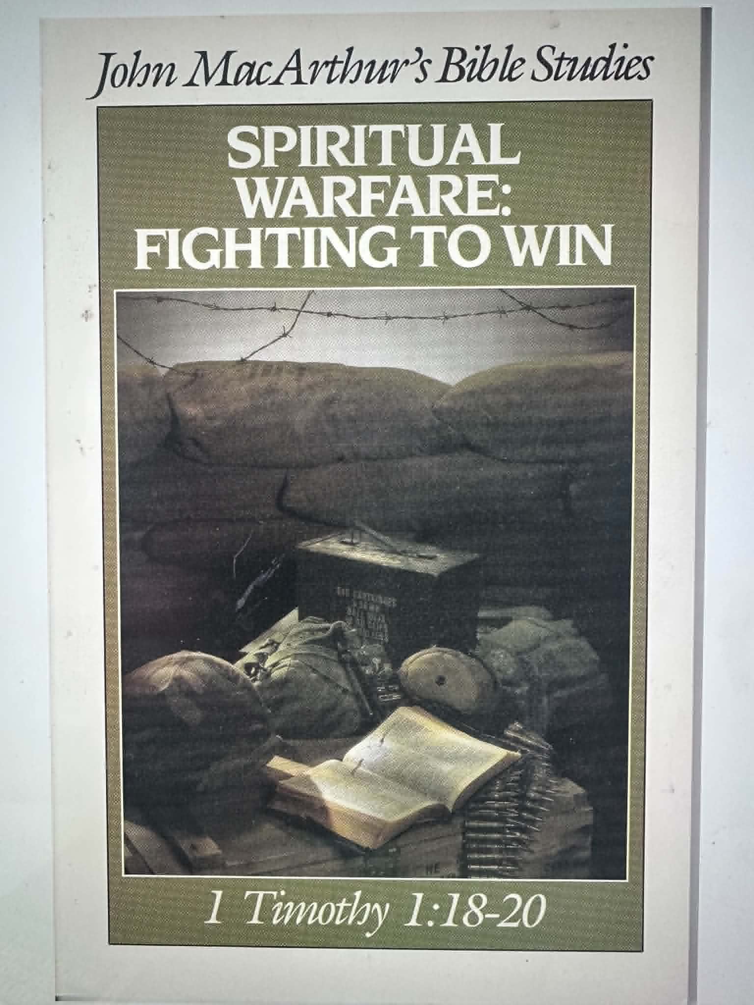Spiritual Warfare: Fighting to Win (John Macarthur's Bible Studies)